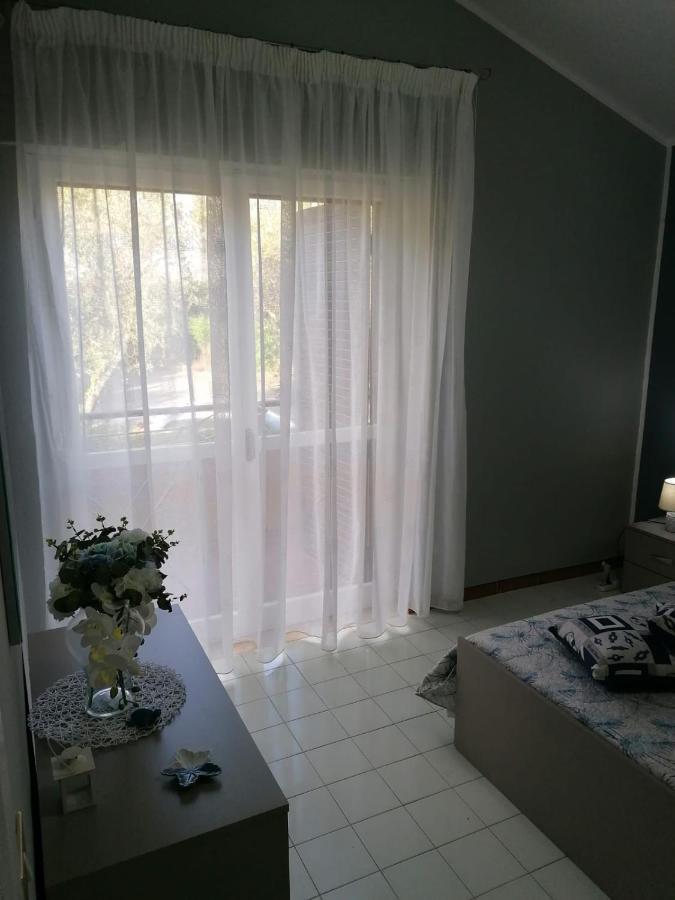 Ranieli Apartments Drapia ภายนอก รูปภาพ