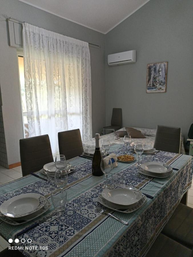 Ranieli Apartments Drapia ภายนอก รูปภาพ