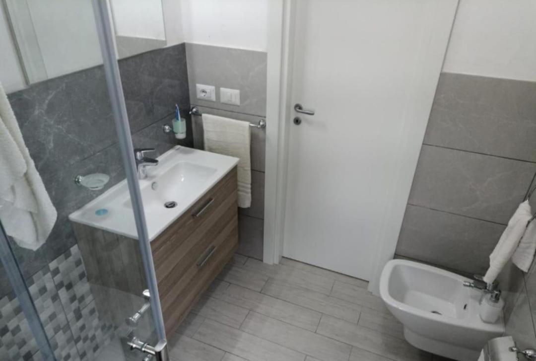 Ranieli Apartments Drapia ภายนอก รูปภาพ